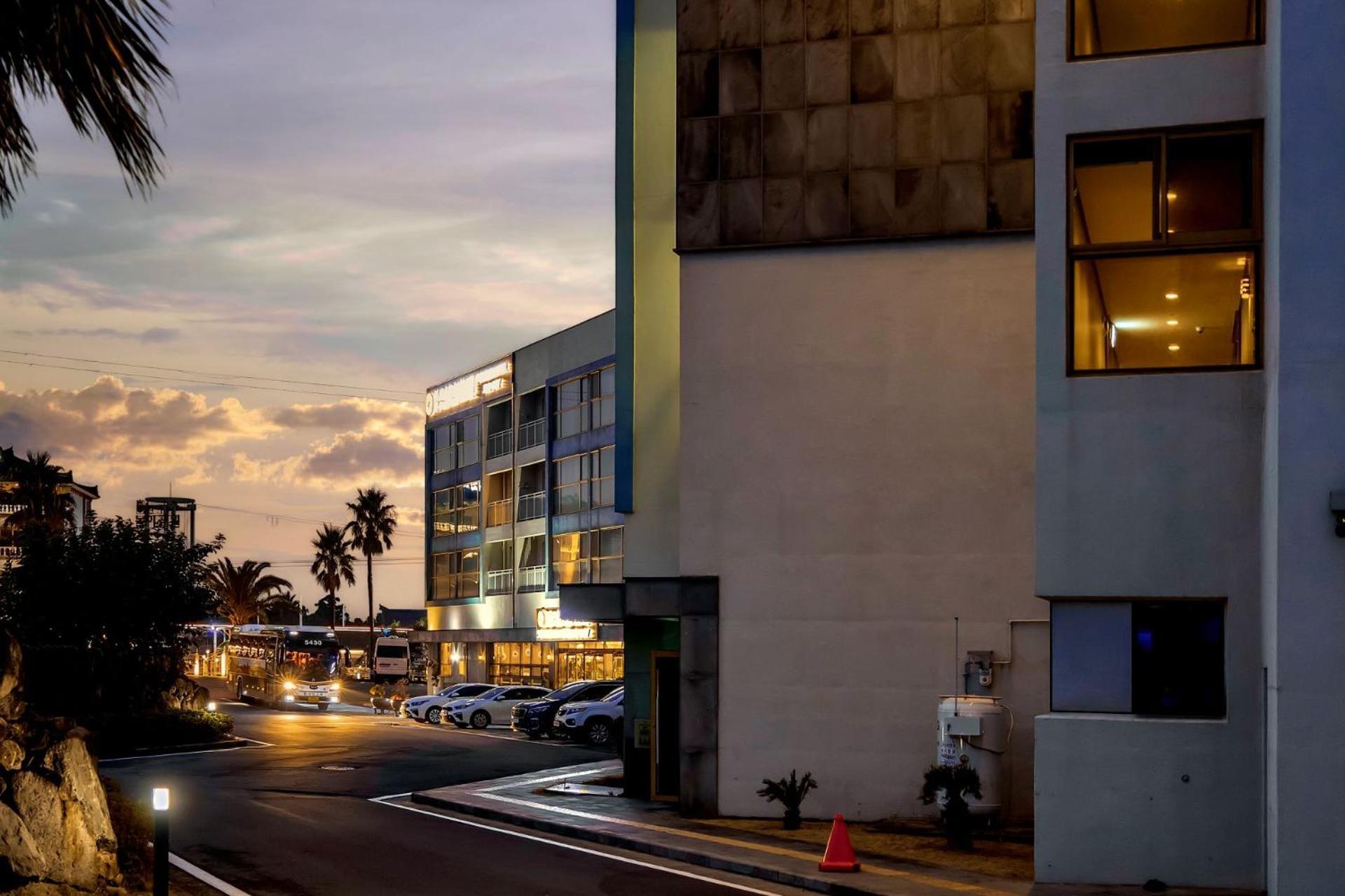 Shin Shin Hotel Jeju City Exterior foto