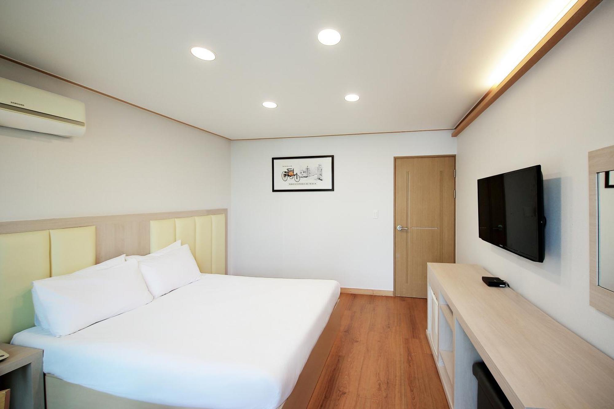 Shin Shin Hotel Jeju City Exterior foto