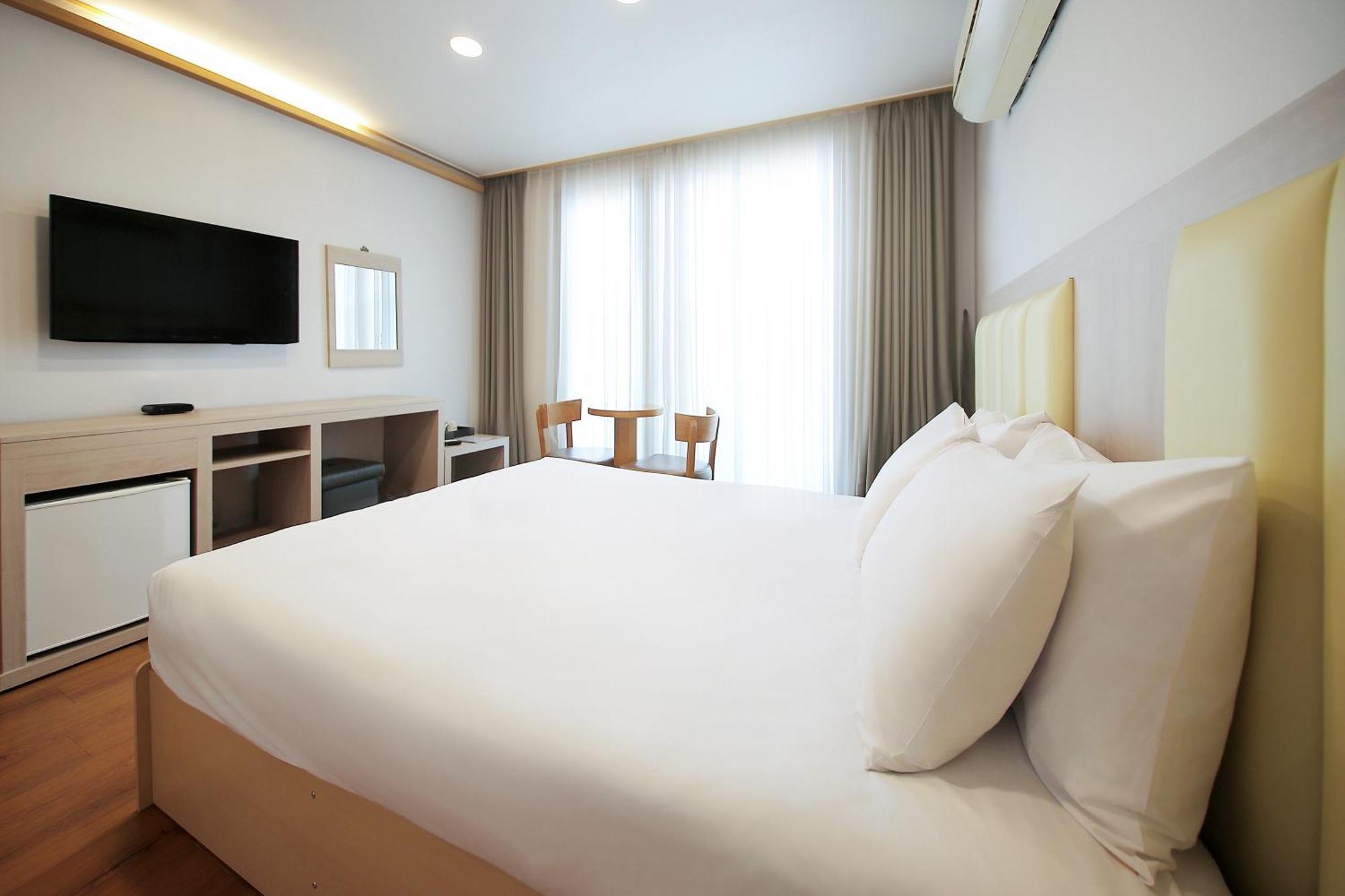 Shin Shin Hotel Jeju City Exterior foto